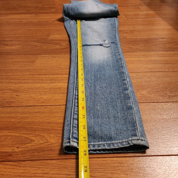 Lucky Brand Charlie Skinny Jeans - Picture 10 of 13